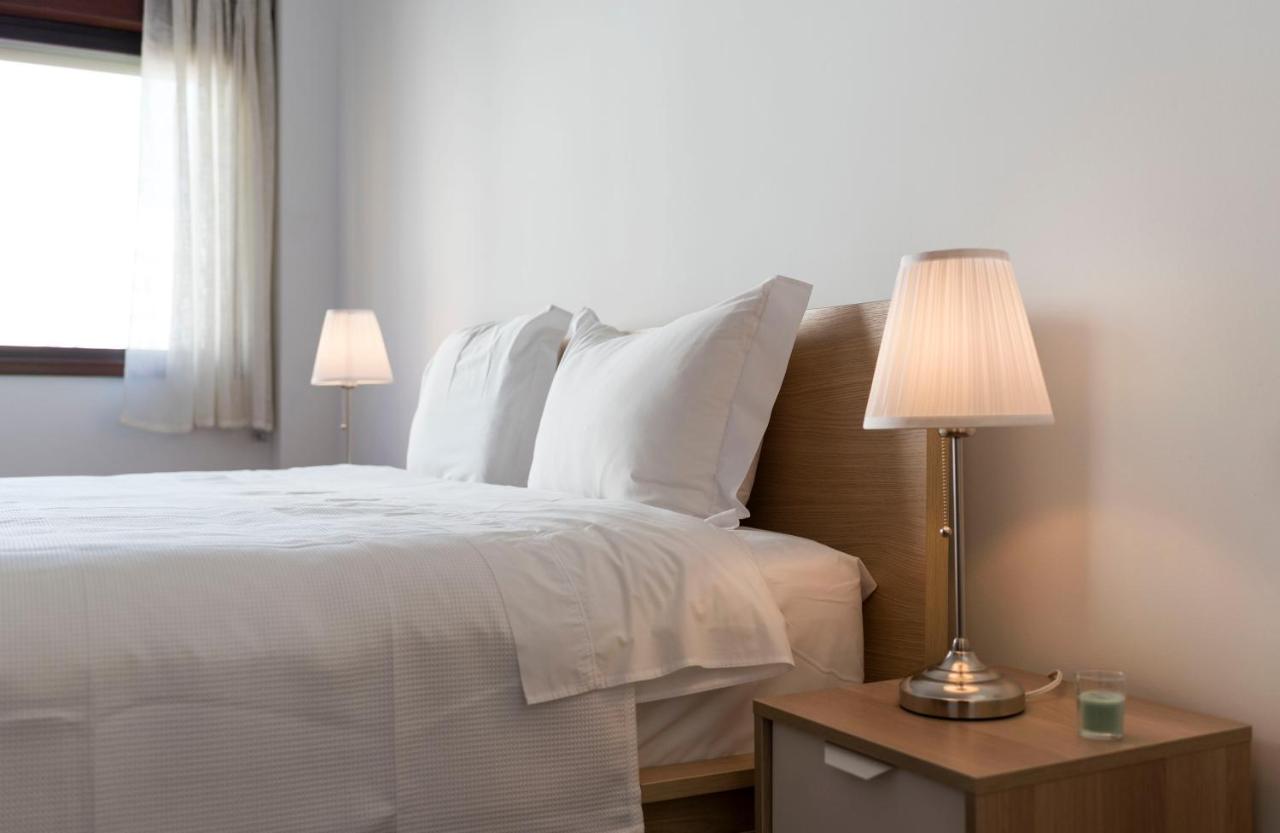 וילה נובה דה גאיה Lovelystay - Charming 3Br Flat W/ Free Parking In Devesas מראה חיצוני תמונה