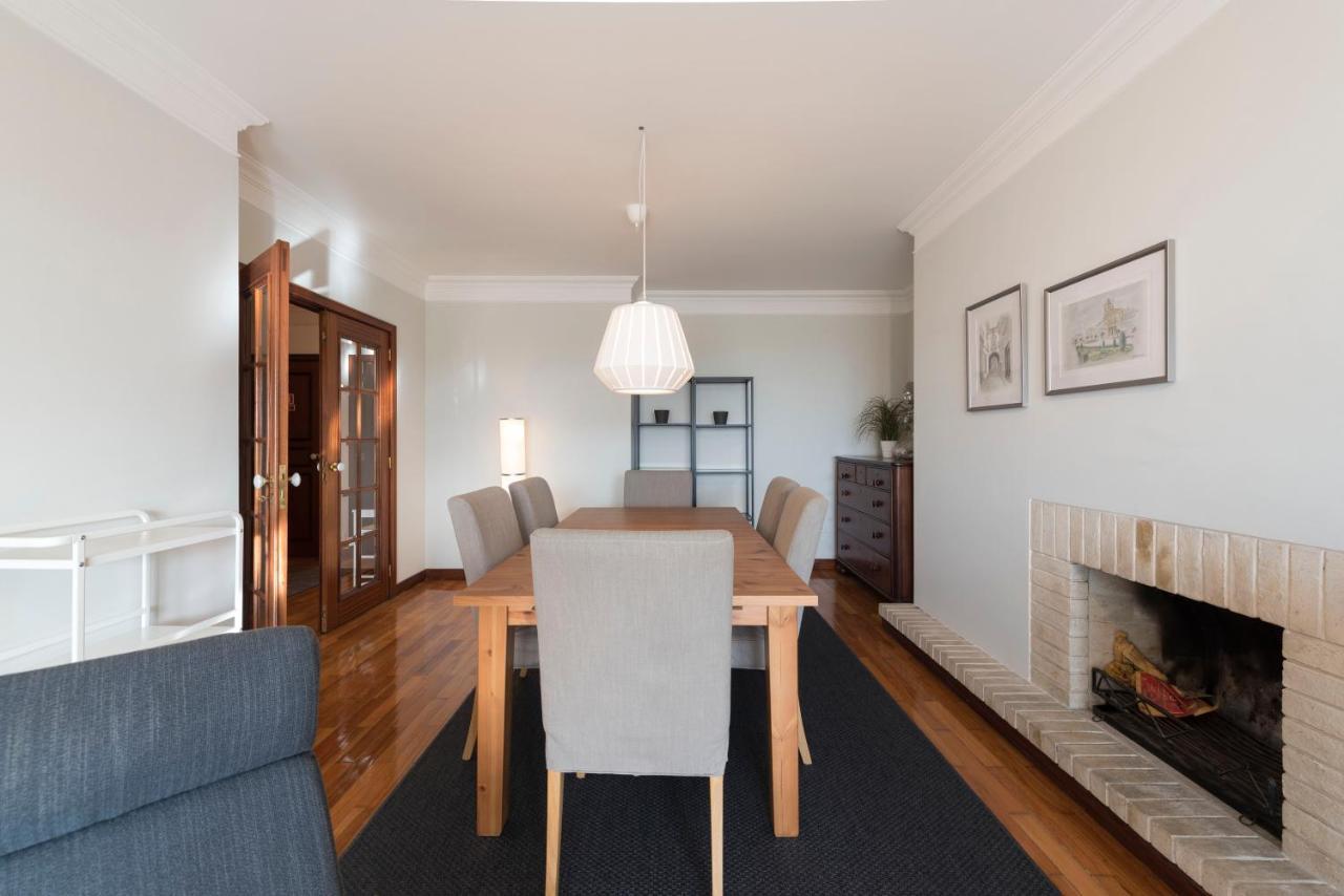 וילה נובה דה גאיה Lovelystay - Charming 3Br Flat W/ Free Parking In Devesas מראה חיצוני תמונה